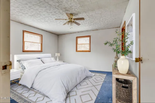 $119,900 | 300 Ridge Road, Richlands, VA 24641