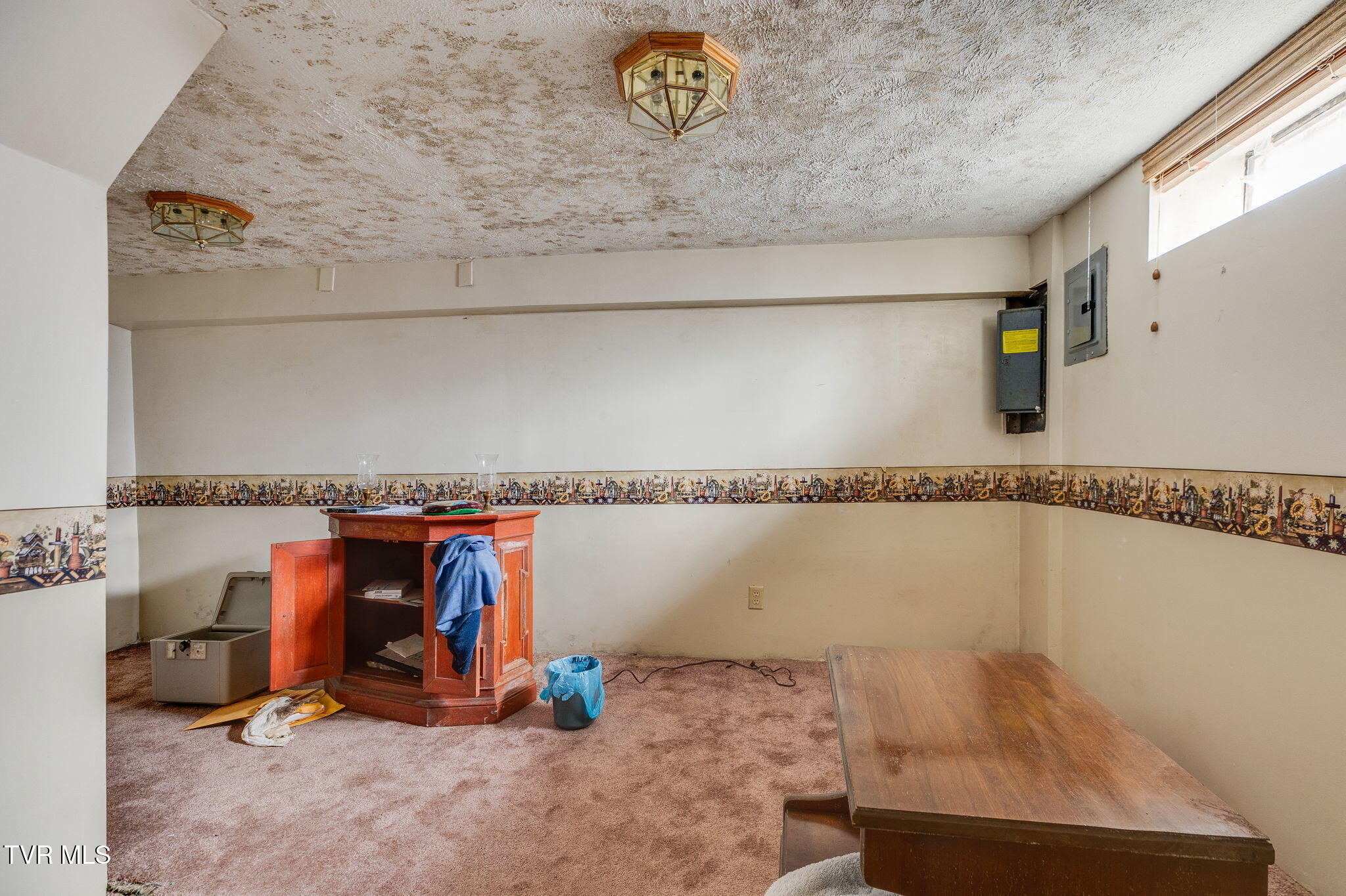 300 Ridge Road Richlands, VA 24641 - Photo 23 of 35 028