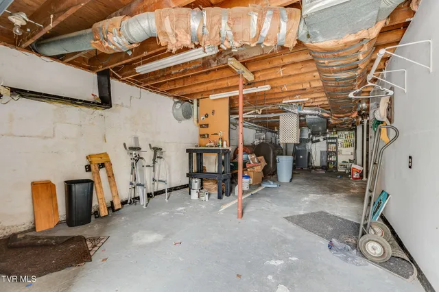 $119,900 | 300 Ridge Road, Richlands, VA 24641