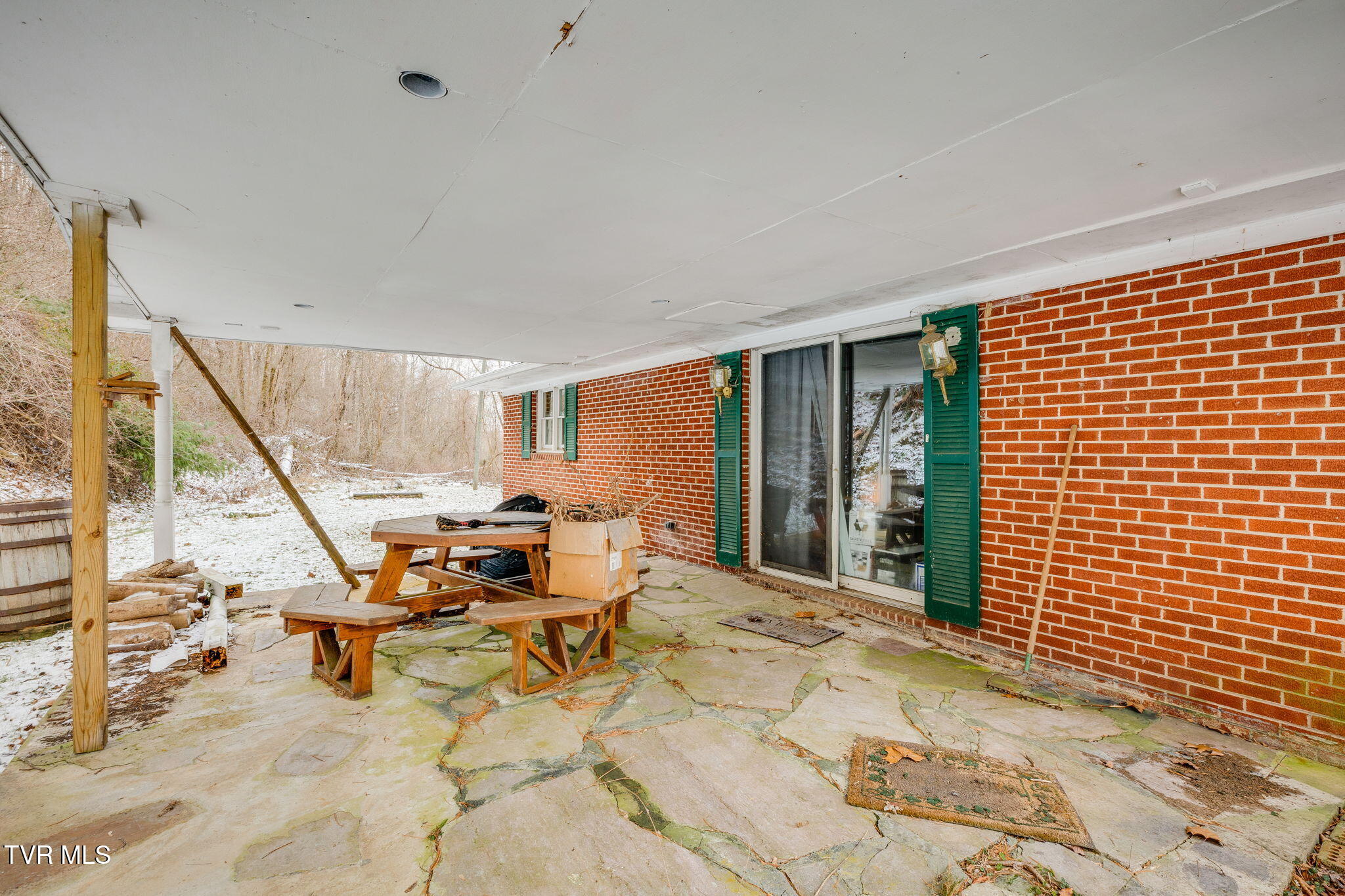 300 Ridge Road Richlands, VA 24641 - Photo 29 of 35 034