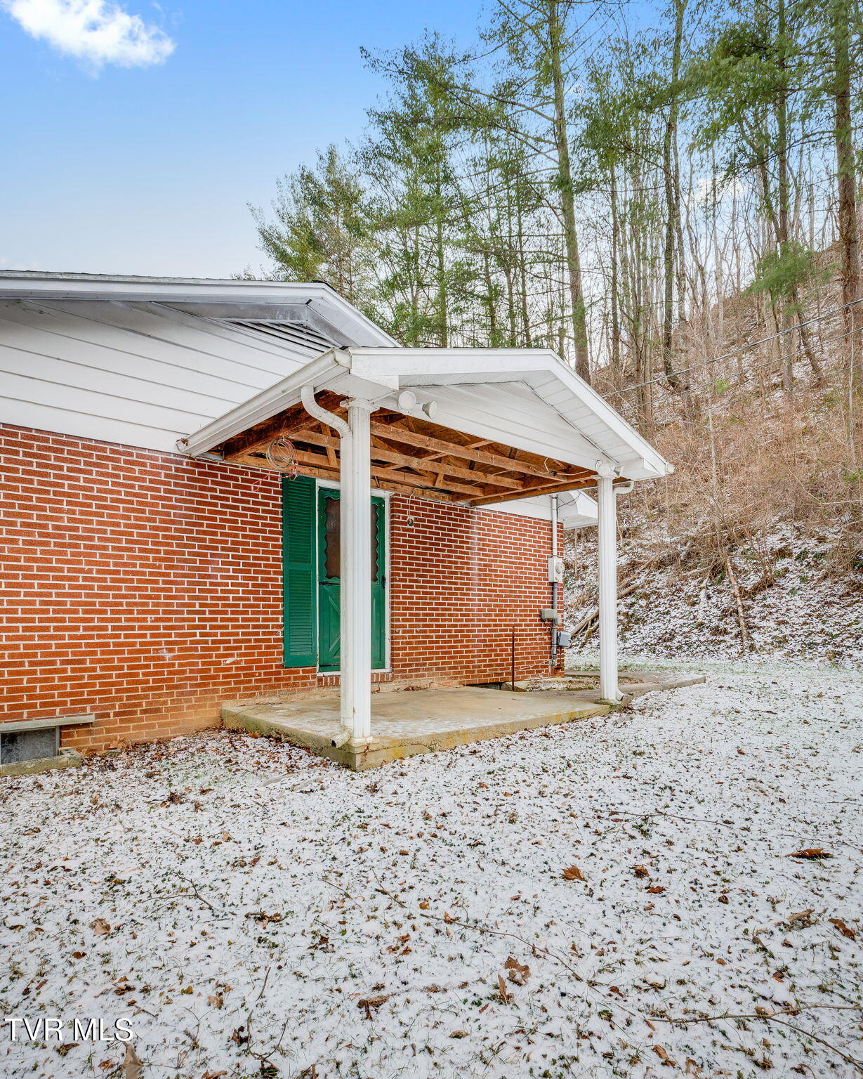 300 Ridge Road Richlands, VA 24641 - Photo 31 of 35 037