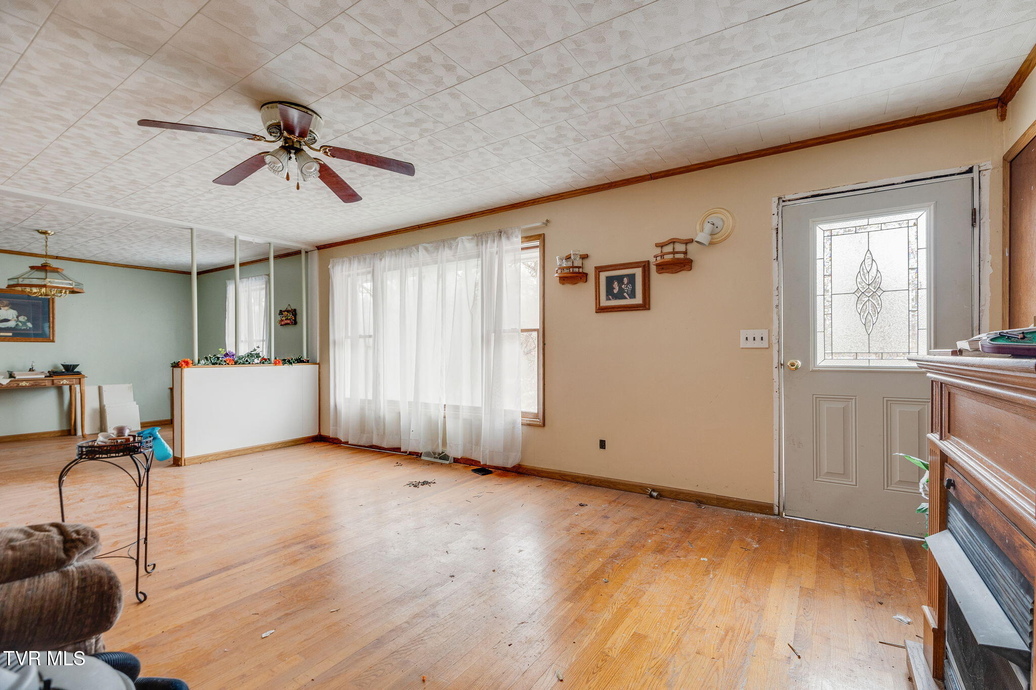 300 Ridge Road Richlands, VA 24641 - Photo 6 of 35 004