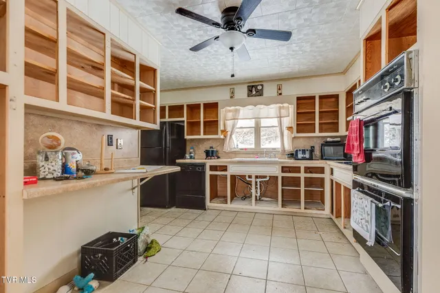 $119,900 | 300 Ridge Road, Richlands, VA 24641