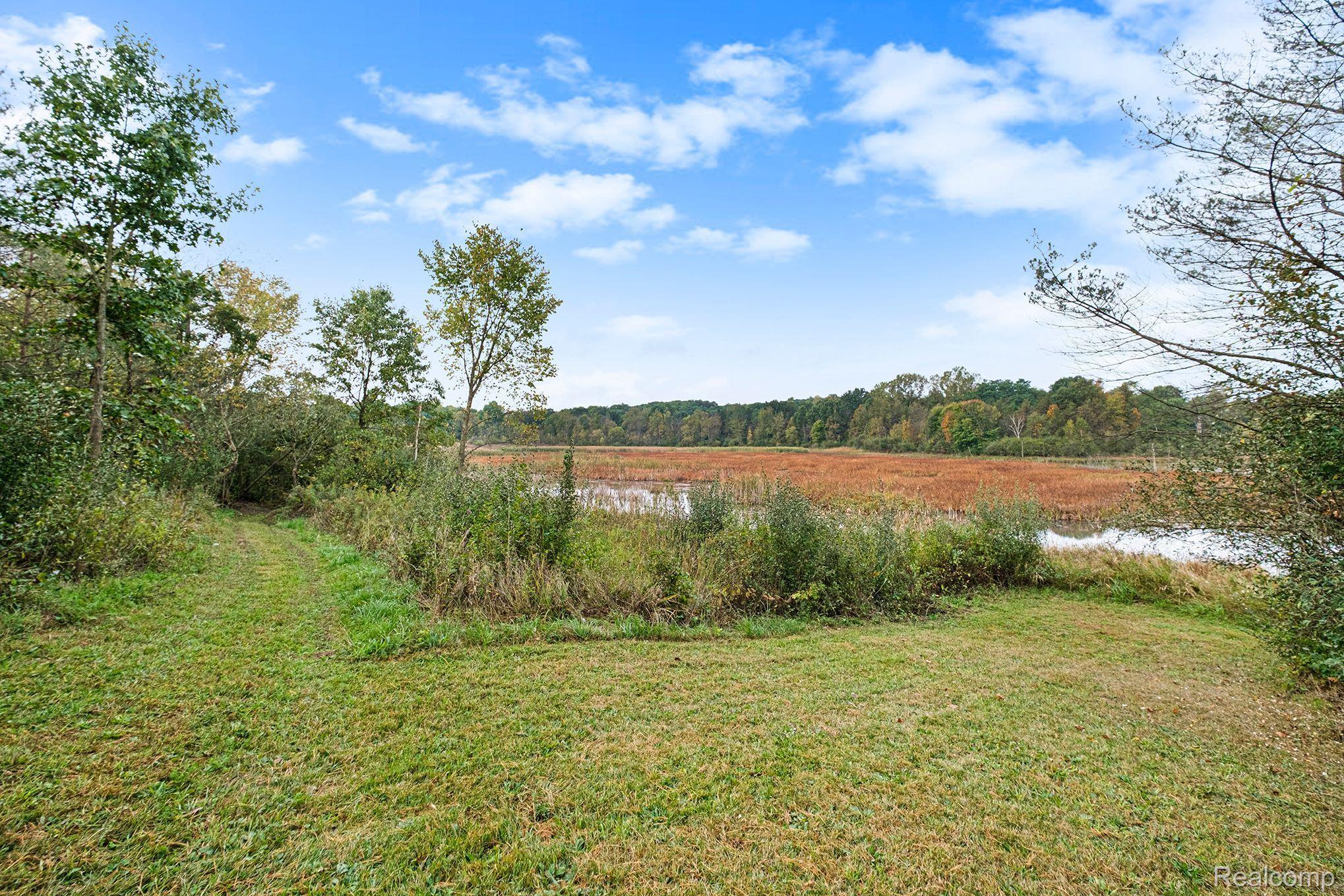 10480 Foley Road Fenton, MI 48430 - Photo 60 of 73 A hunter's paradise