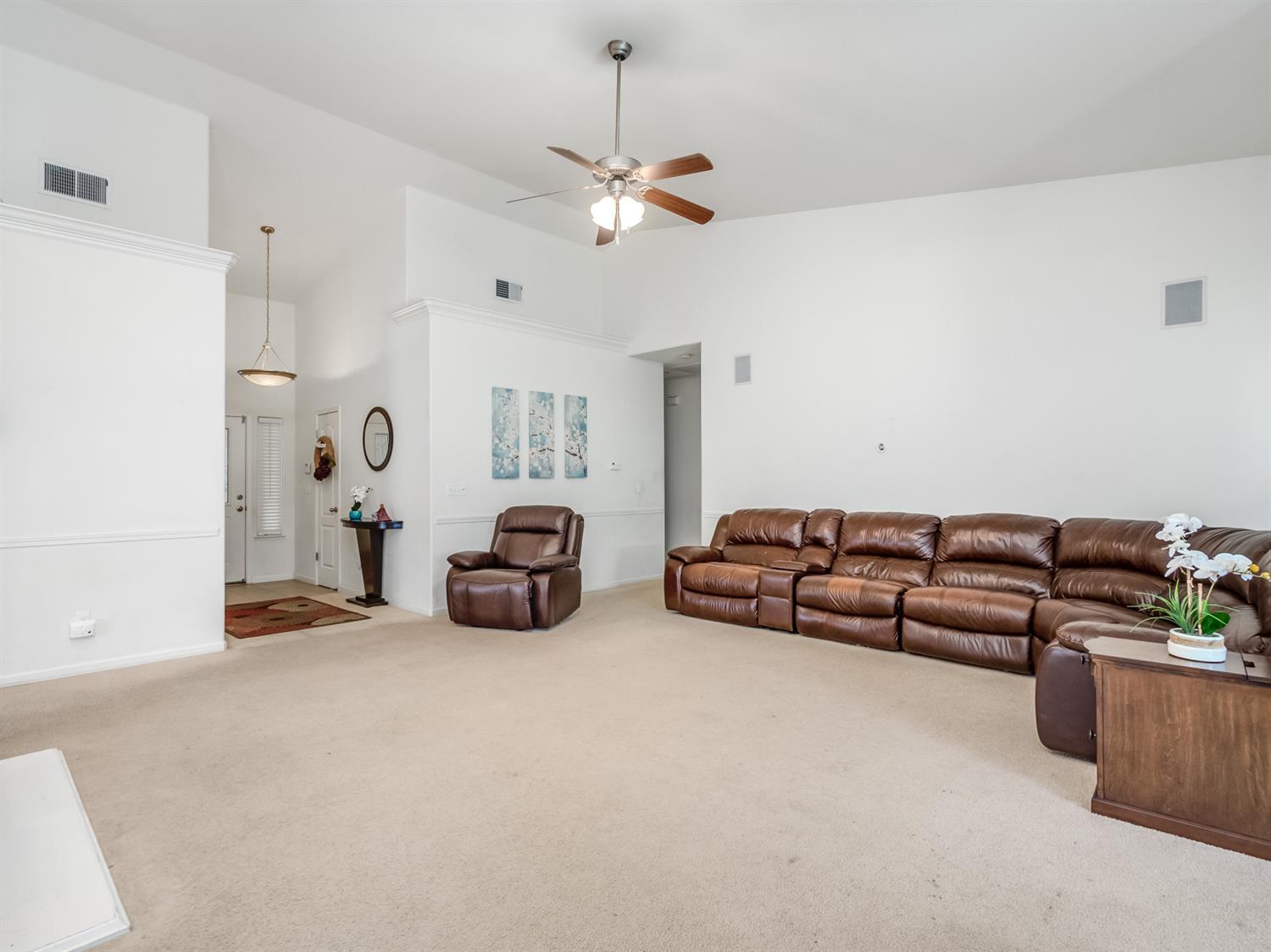 306 East Gibson Avenue Reedley, CA 93654 - Photo 11 of 27 Gallery Image 11
