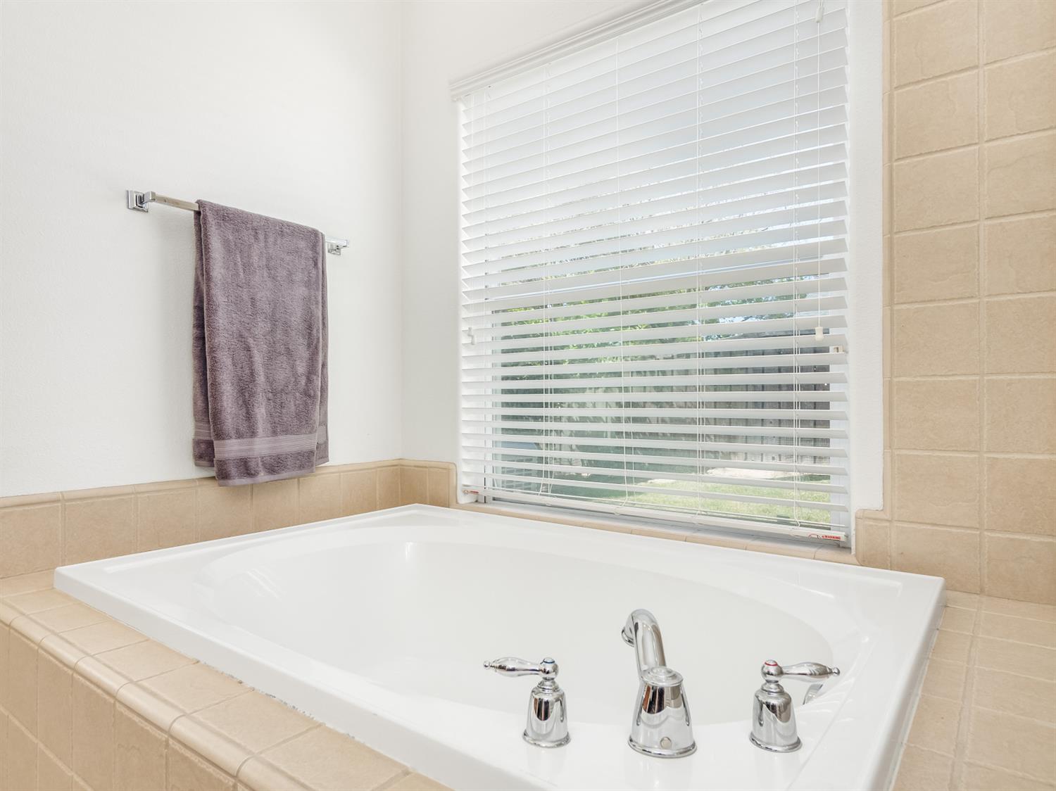 306 East Gibson Avenue Reedley, CA 93654 - Photo 20 of 27 Gallery Image 20