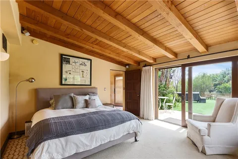 $4,695,000 | 27409 Pacific Coast Highway, Malibu, CA 90265