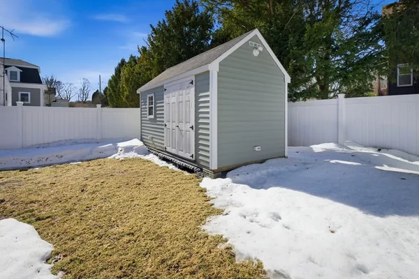 $693,000 | 18 Wadsworth Street, Danvers, MA 01923