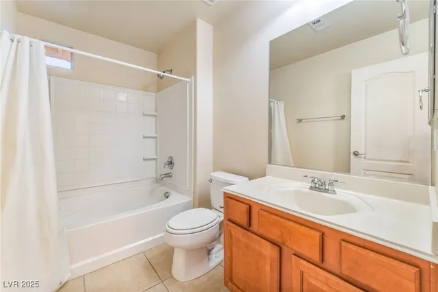 $1,995 | 7013 Whipple Manor Street, Las Vegas, NV 89166