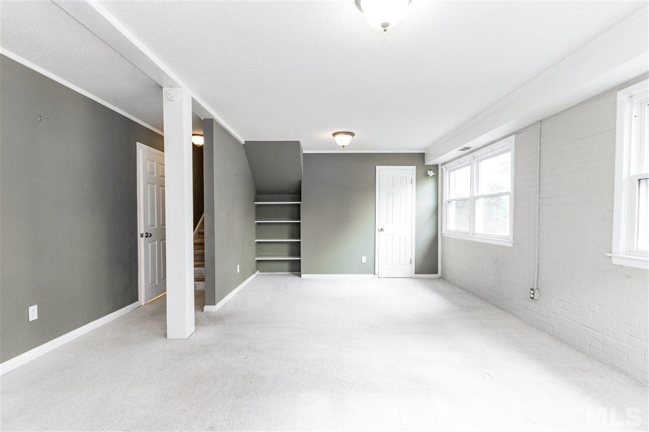 128 East Rowan Street Raleigh, NC 27609 - Photo 22 of 27