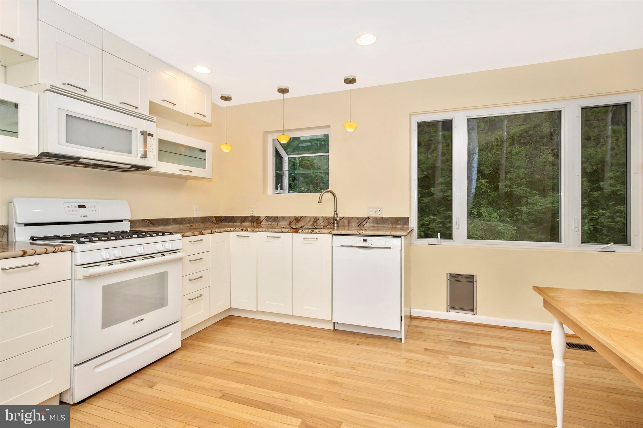 5535 Buffalo Road Mount Airy, MD 21771 - Photo 3 of 33