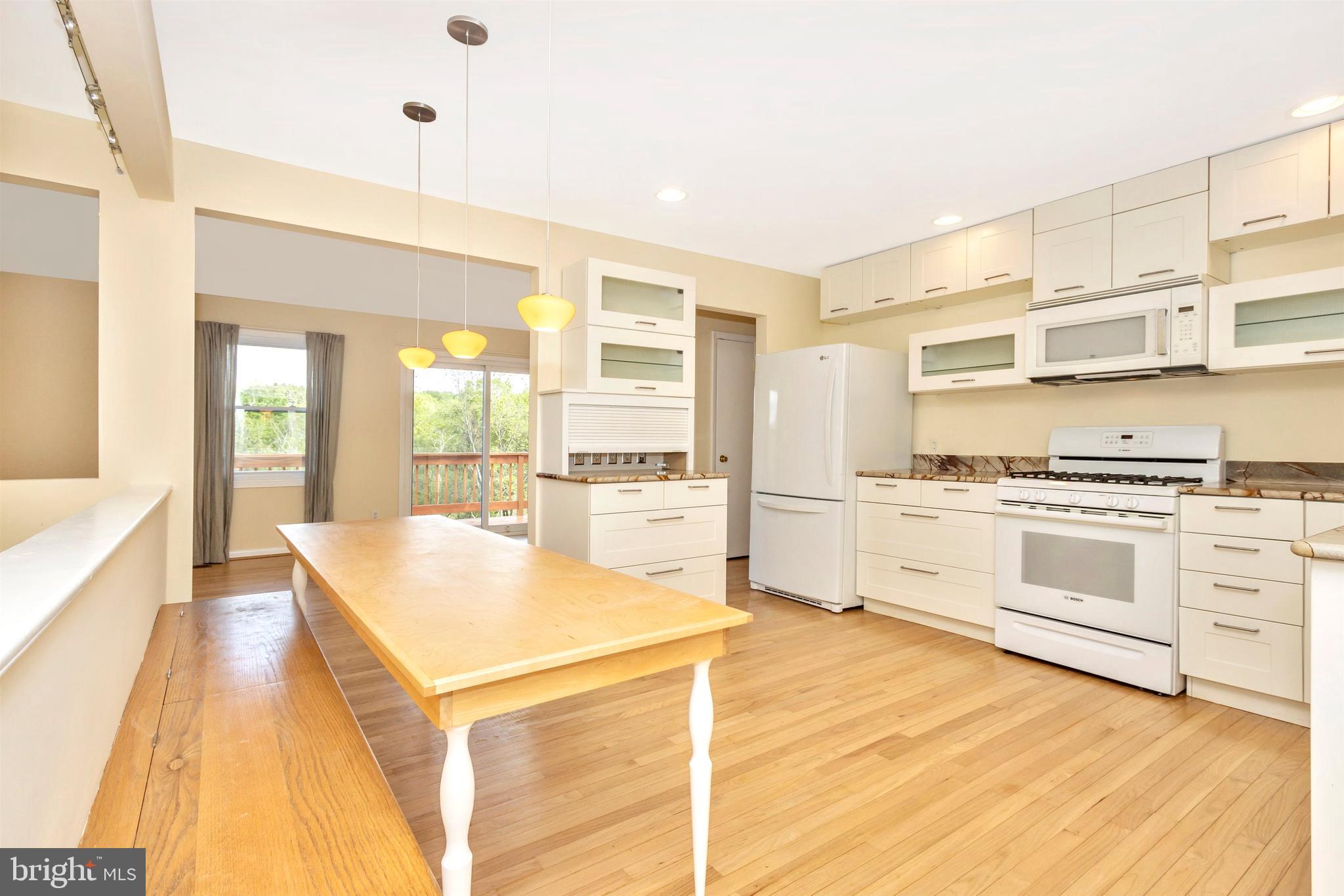 5535 Buffalo Road Mount Airy, MD 21771 - Photo 4 of 33