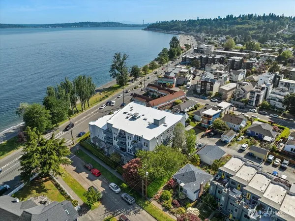 $535,000 | 2920 Alki Avenue Southwest, Unit 409, Seattle, WA 98116