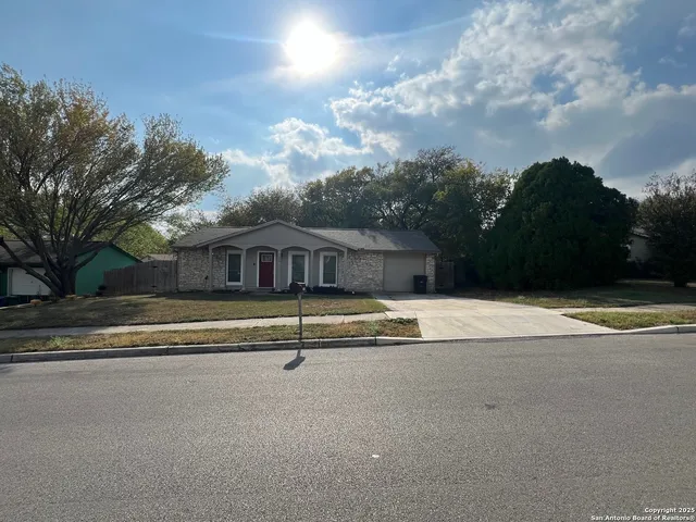 $1,600 | 4606 Avenida Prima Street, San Antonio, TX 78233