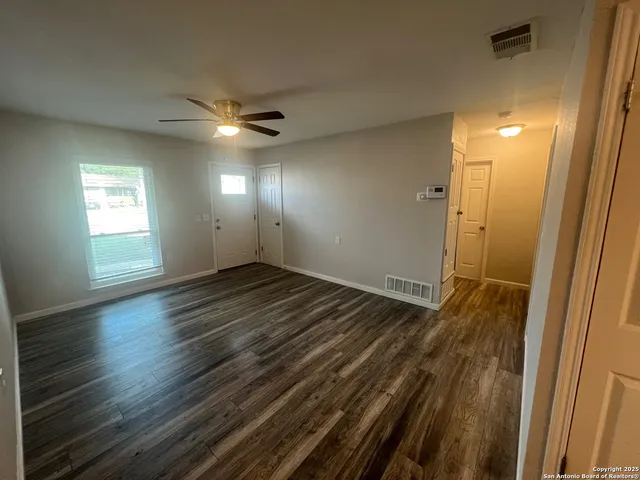 $1,600 | 4606 Avenida Prima Street, San Antonio, TX 78233