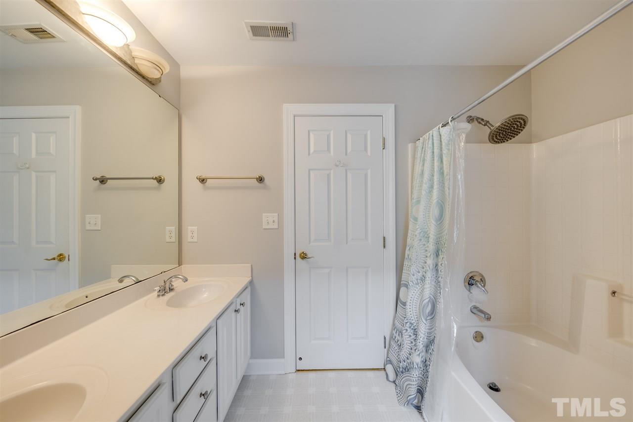 4812 Morning Edge Drive Raleigh, NC 27613 - Photo 20 of 29