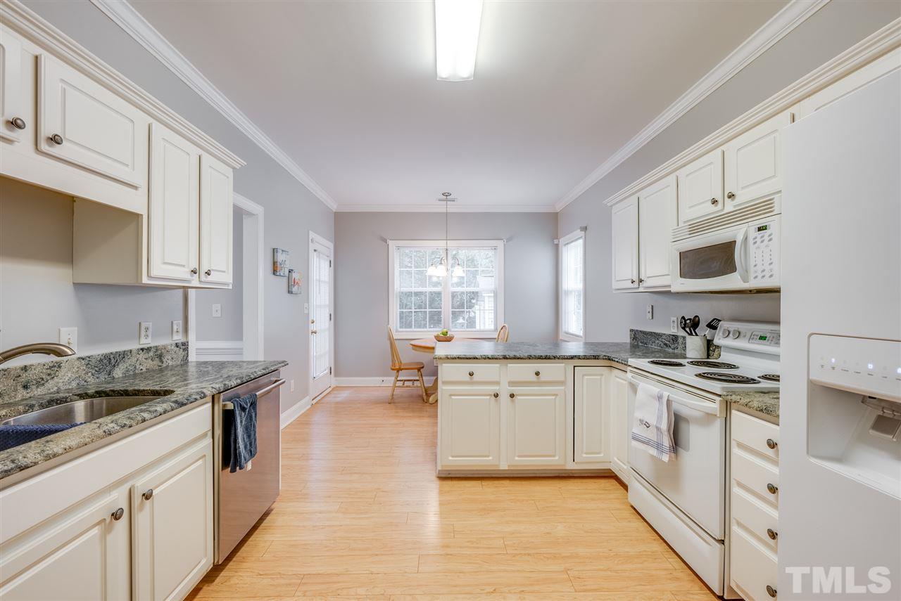 4812 Morning Edge Drive Raleigh, NC 27613 - Photo 10 of 29