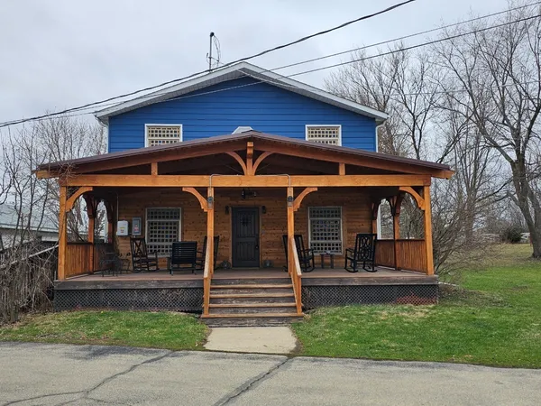 $2,250 | 724 Cty A12, Lake Villa, IL 60046