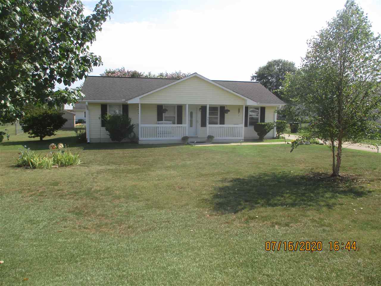 301 Crest Drive Inman, SC 29349 - Photo 1 of 1