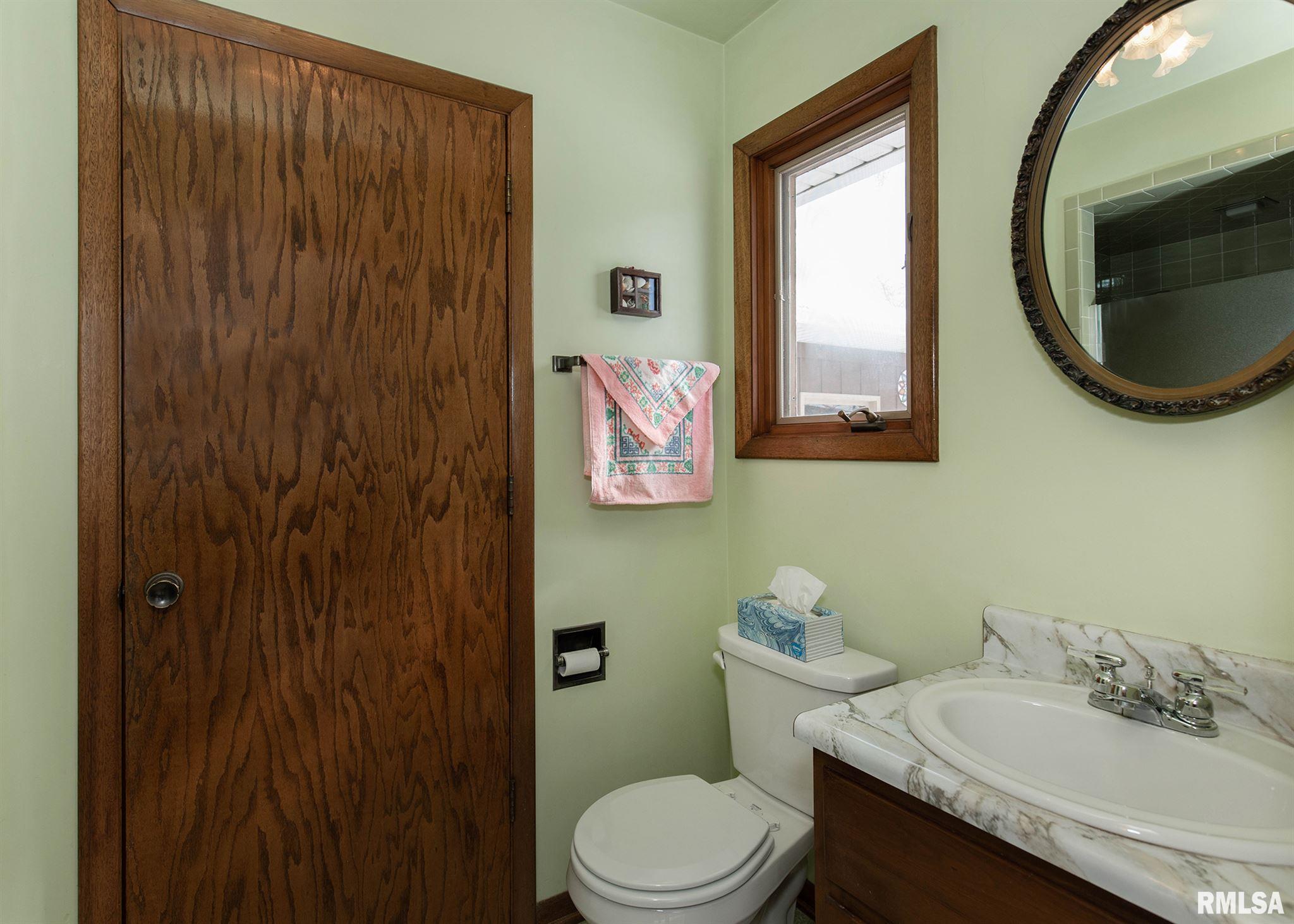 2401 3rd Street Moline, IL 61265 - Photo 26 of 36 Gallery Image 26