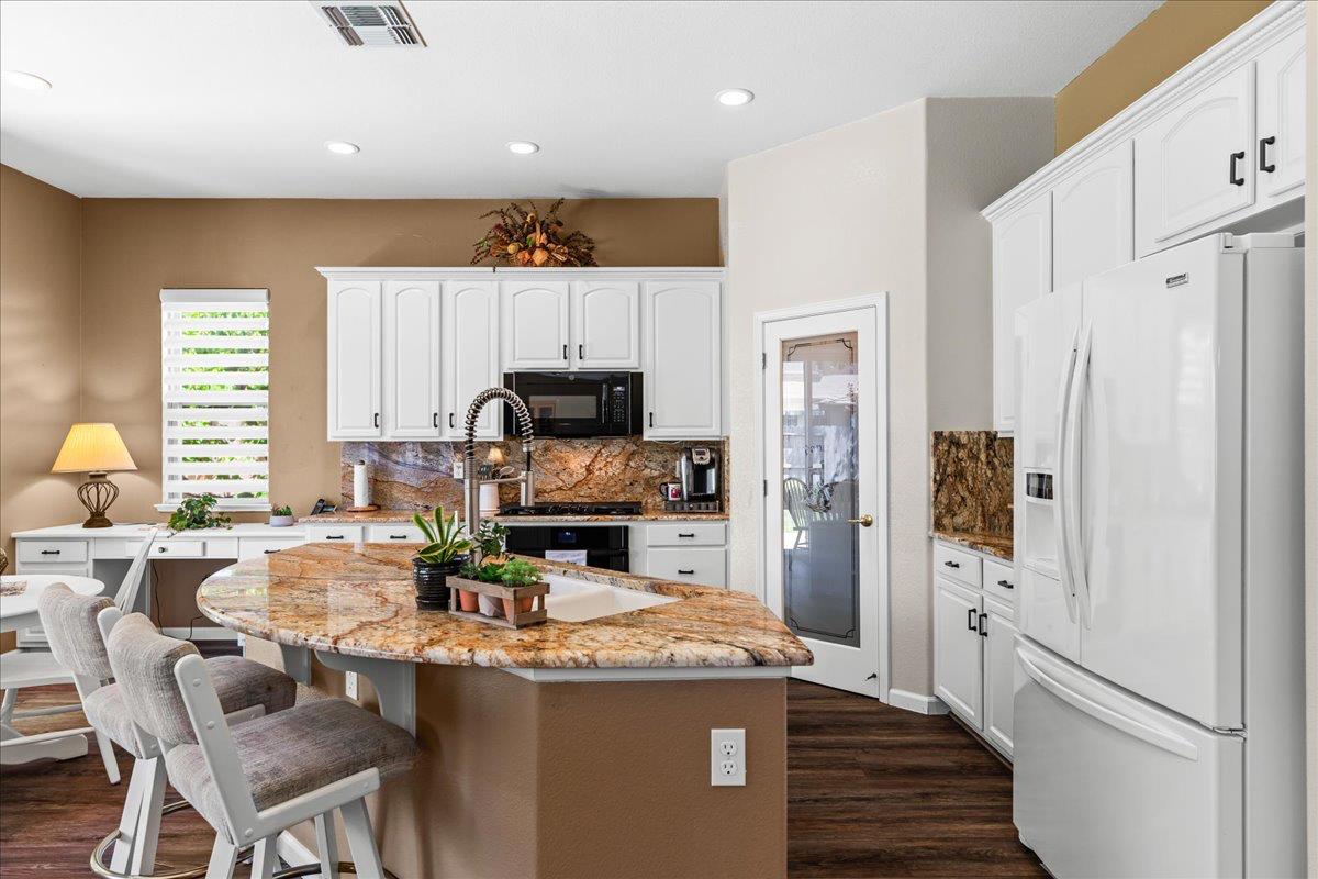 1751 Daniel Drive Ripon, CA 95366 - Photo 18 of 57