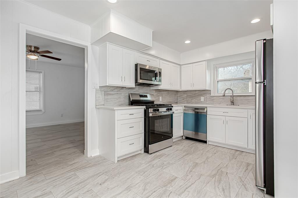 3311 Tooms Street Dallas, TX 75227 - Photo 17 of 38