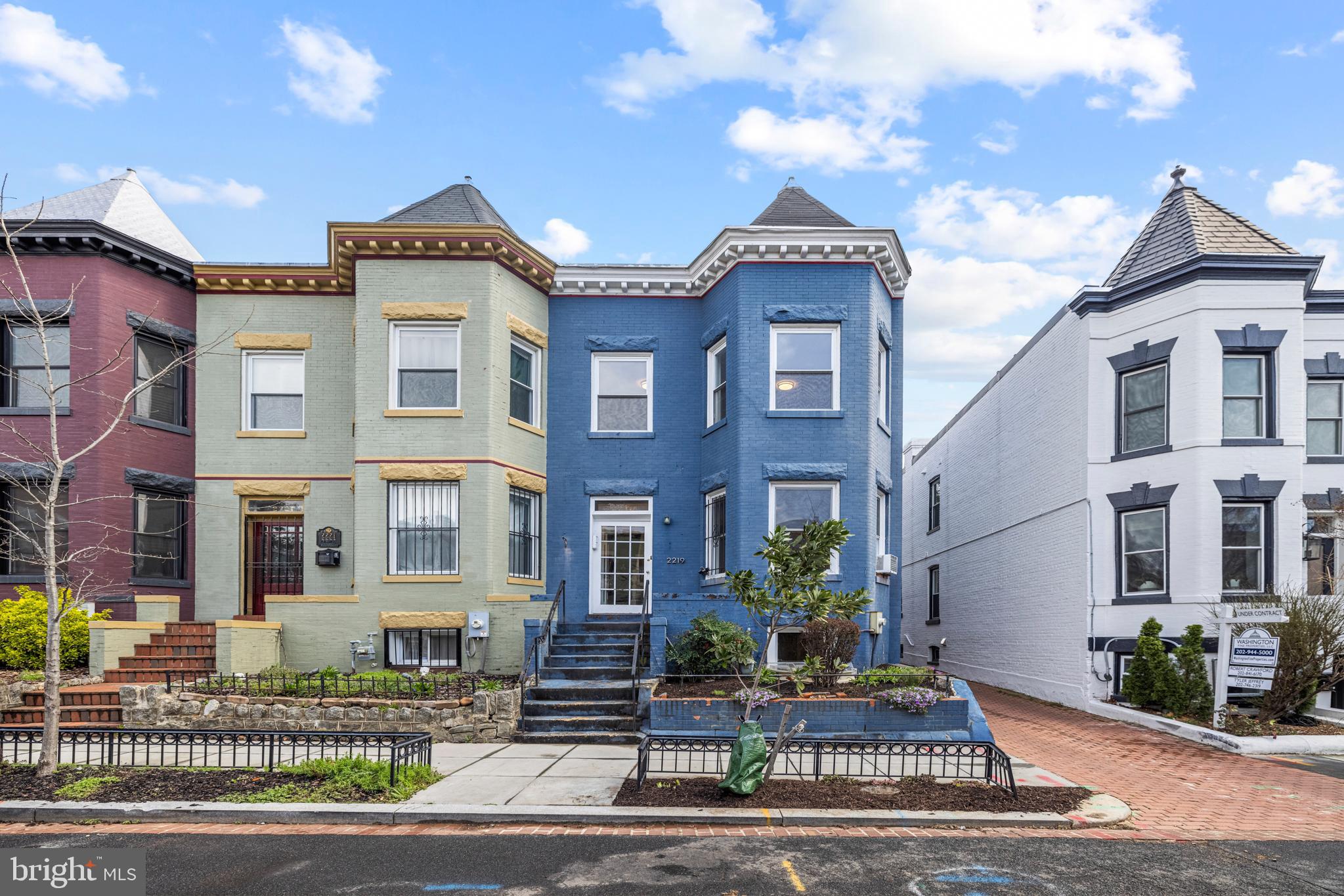 2219 Flagler Place Northwest Washington, DC 20001 - Photo 30 of 31 a front view of a house