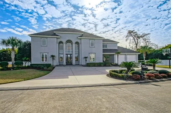 $700,000 | 132 Pine Valley Drive, New Orleans, LA 70131