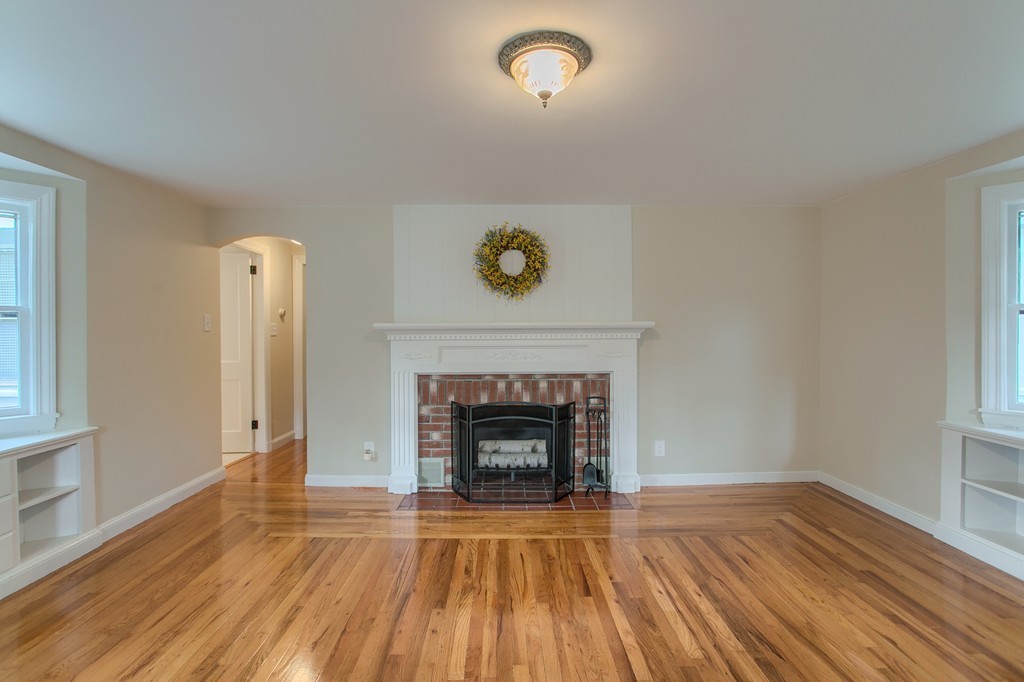 24 Pine Road Westford, MA 01886 - Photo 12 of 30 Gallery Image 12