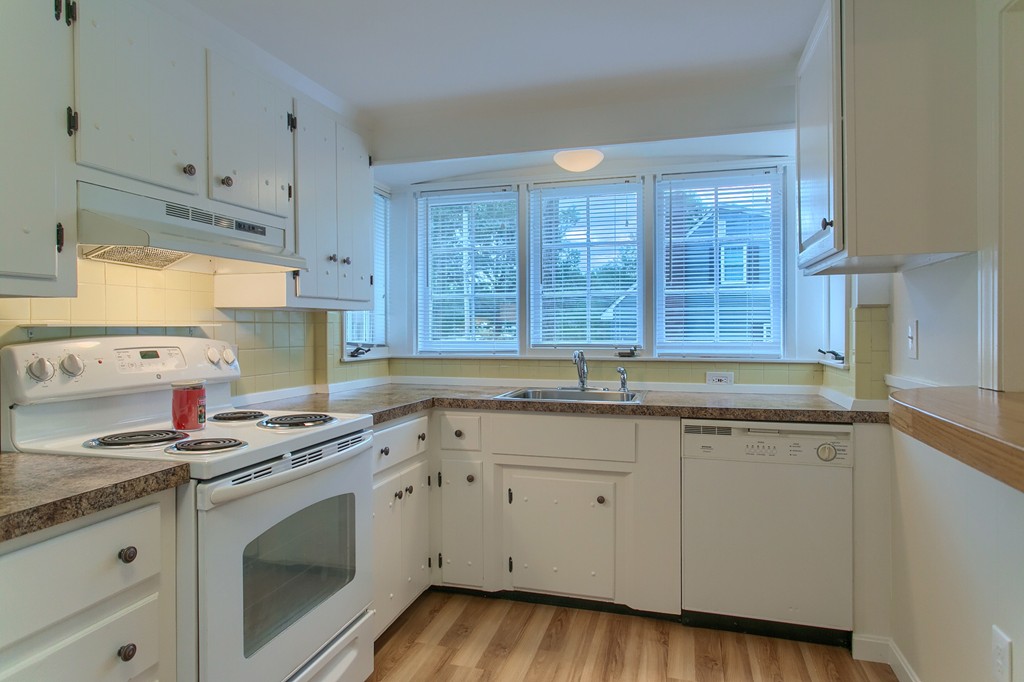 24 Pine Road Westford, MA 01886 - Photo 17 of 30 Gallery Image 17