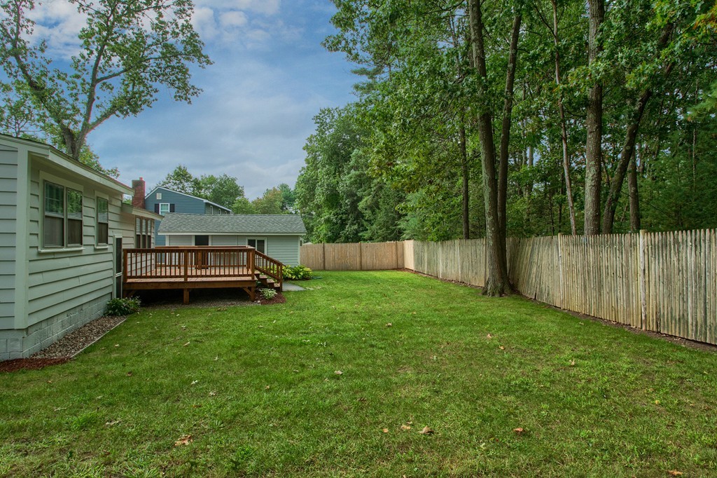24 Pine Road Westford, MA 01886 - Photo 4 of 30 Gallery Image 4