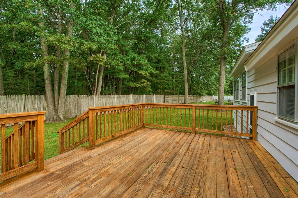 24 Pine Road Westford, MA 01886 - Photo 7 of 30 Gallery Image 7