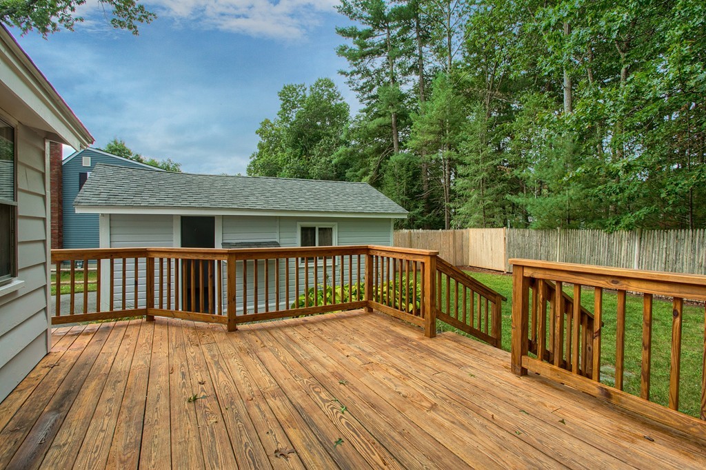 24 Pine Road Westford, MA 01886 - Photo 8 of 30 Gallery Image 8
