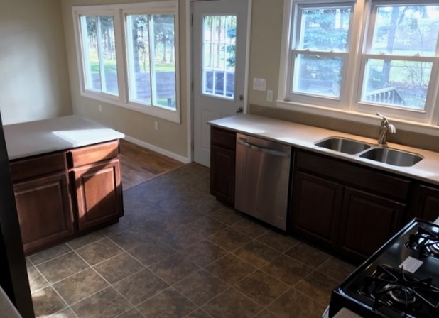 925 Falkirk Road Alma, MI 48801 - Photo 9 of 23 1825612-8.JPG