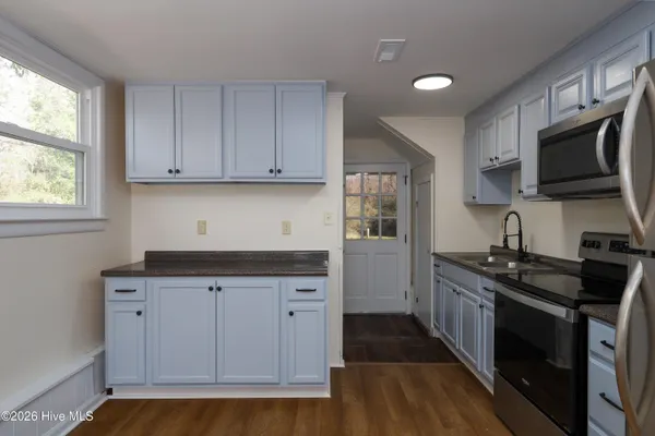 $1,500 | 1190 Blue Creek Road, Unit B, Jacksonville, NC 28540