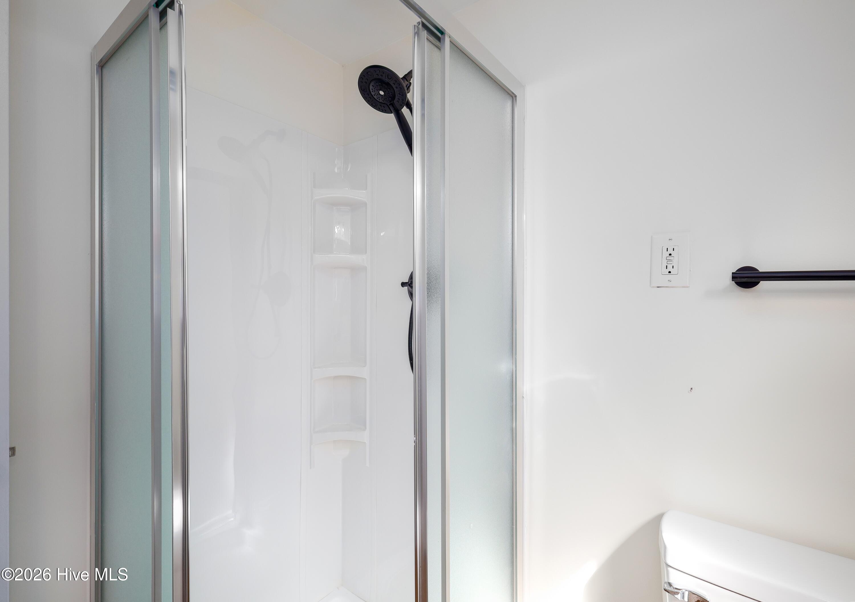 1190 Blue Creek Road, Unit B Jacksonville, NC 28540 - Photo 25 of 32 32