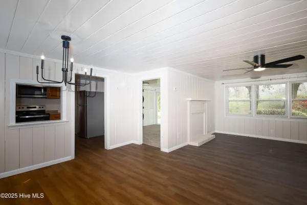 $1,500 | 1190 Blue Creek Road, Unit B, Jacksonville, NC 28540