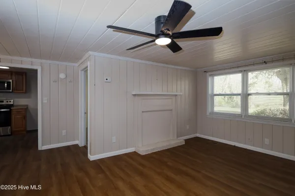 $1,500 | 1190 Blue Creek Road, Unit B, Jacksonville, NC 28540