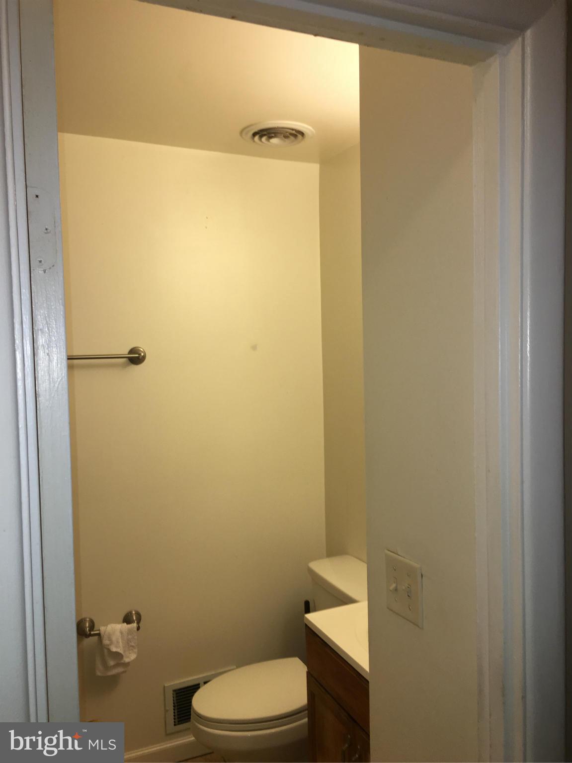 6813 Nashville Road Hyattsville, MD 20784 - Photo 18 of 20 Bath