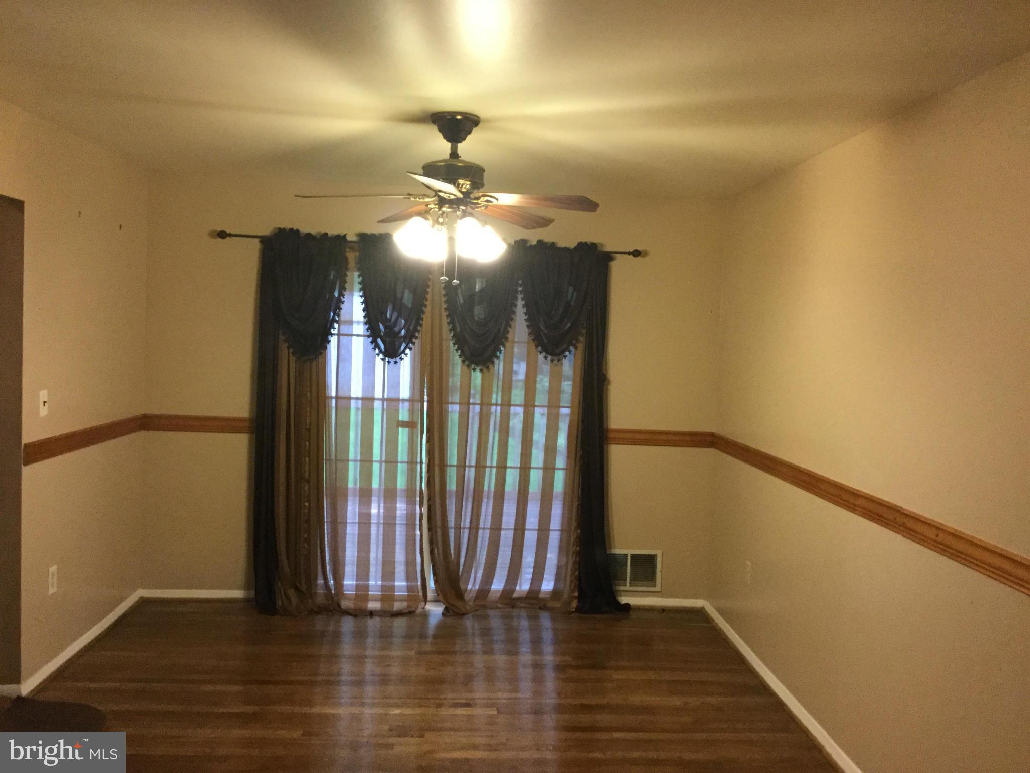 6813 Nashville Road Hyattsville, MD 20784 - Photo 8 of 20 Dining Room