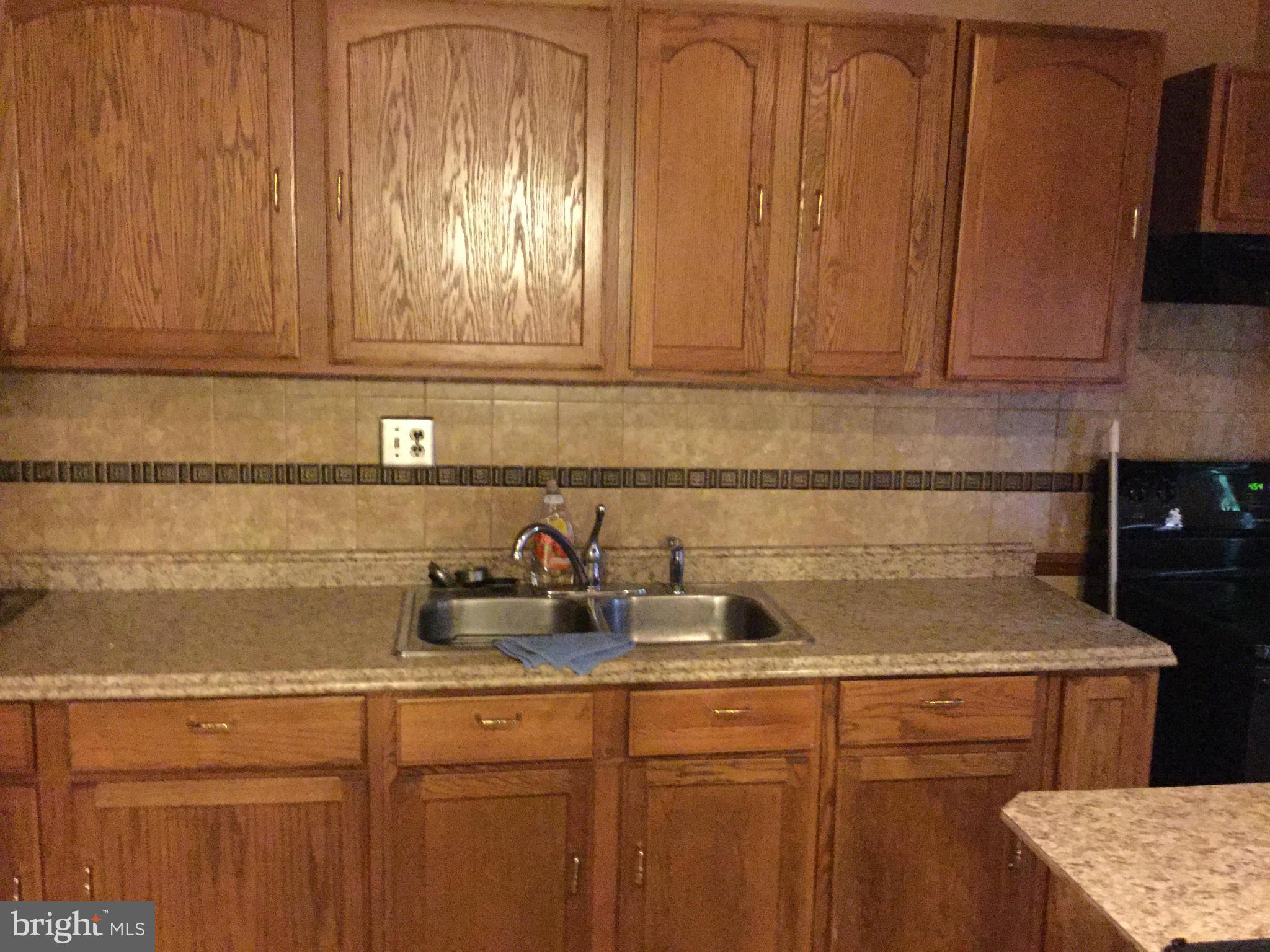 6813 Nashville Road Hyattsville, MD 20784 - Photo 10 of 20 Kitchen