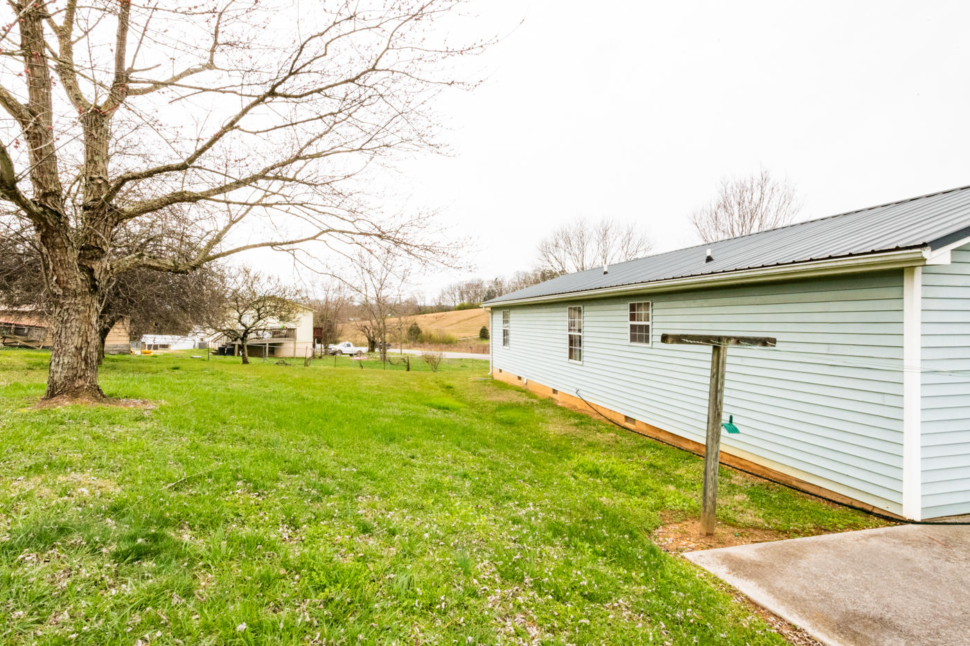 110 Watkins Road East Loudon, TN 37774 - Photo 13 of 15 Spacious Back Yard