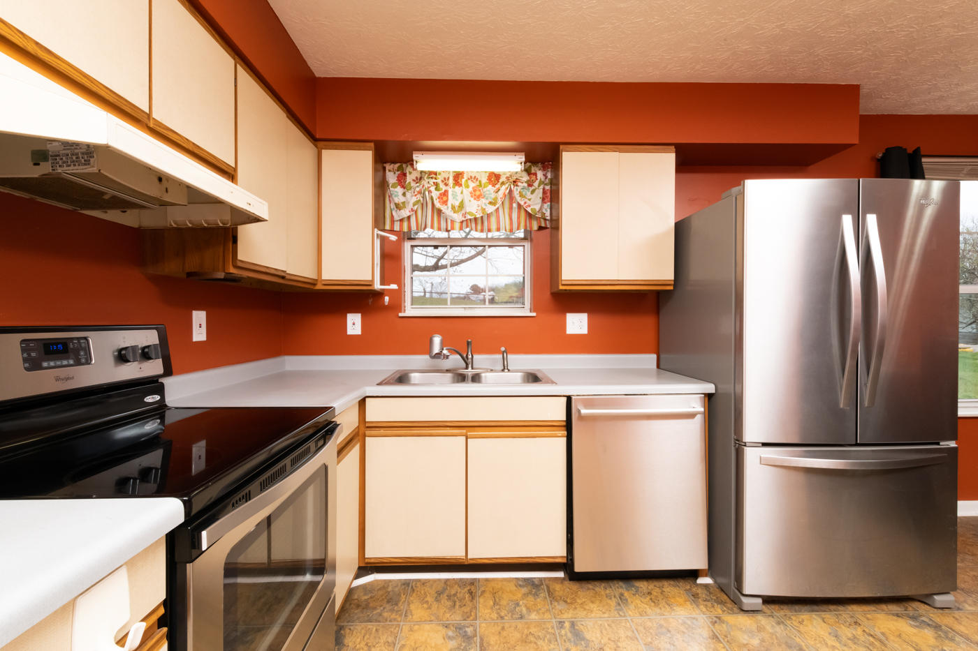 110 Watkins Road East Loudon, TN 37774 - Photo 6 of 15 Kitchen
