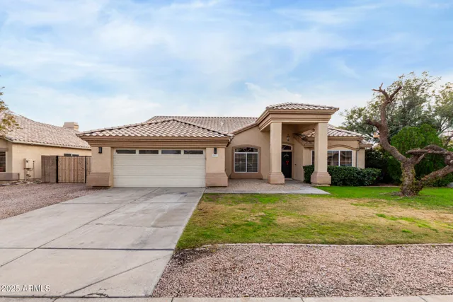 $589,000 | 8413 West Willowbrook Drive, Peoria, AZ 85382