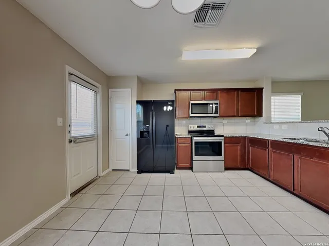 $1,419 | 310 Mistflower, New Braunfels, TX 78130