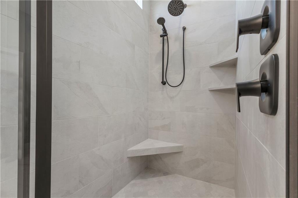 4935 Northwest Martin Street Riverside, MO 64151 - Photo 32 of 42