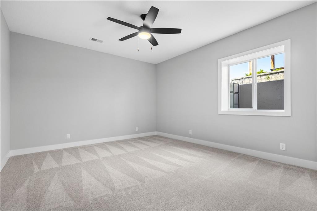 4935 Northwest Martin Street Riverside, MO 64151 - Photo 38 of 42