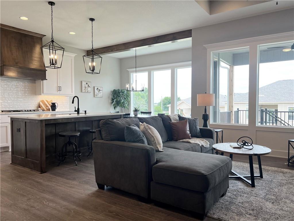 4935 Northwest Martin Street Riverside, MO 64151 - Photo 10 of 42