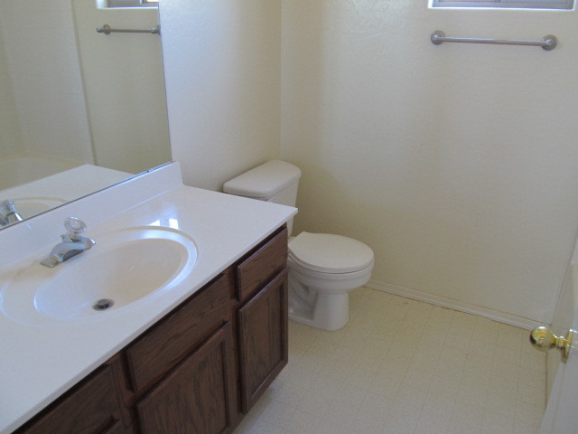 4859 East Rolling Ridge Road San Tan Valley, AZ 85140 - Photo 7 of 10 Bathroom