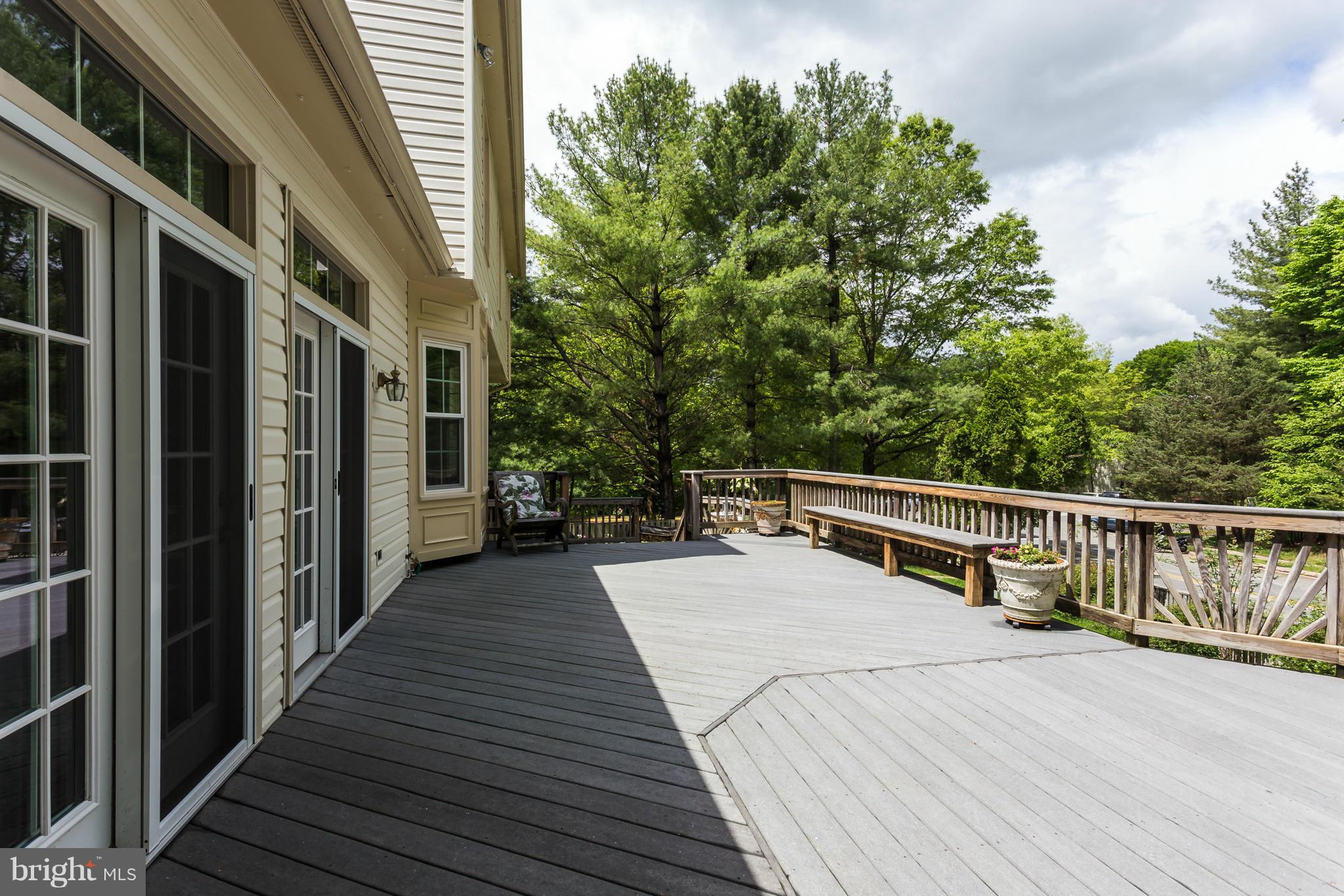7502 Mullingar Court Springfield, VA 22153 - Photo 28 of 30 Exterior (Rear)